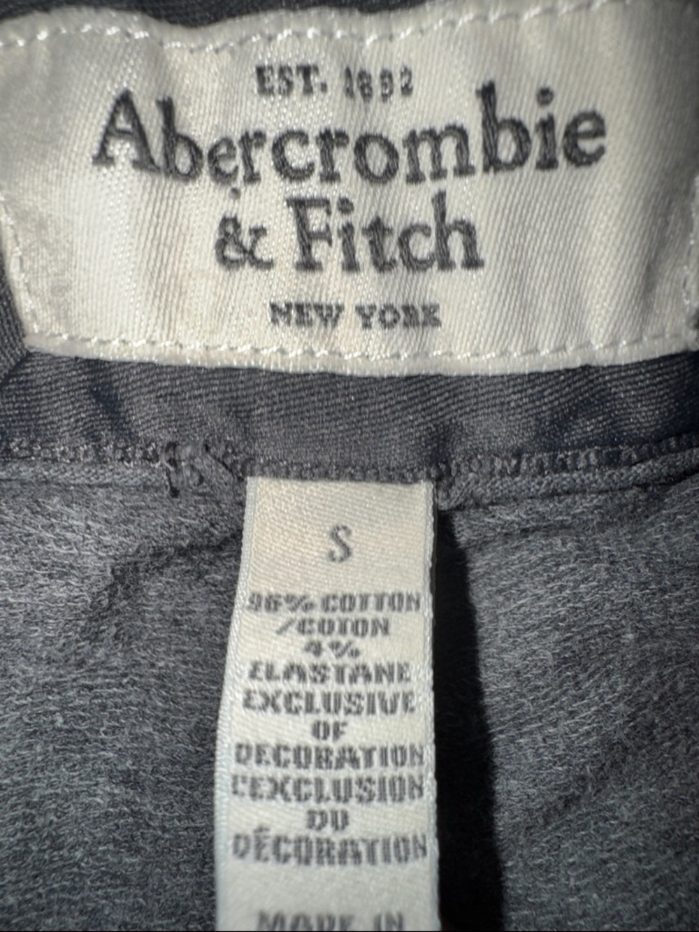 Abercrombie & Fitch Gray Striped Waist Knit Shorts - Picture 2 of 2